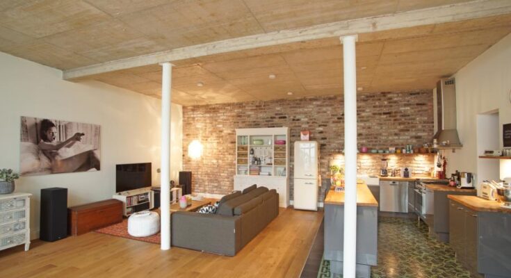 Hausrenovierung planen.,